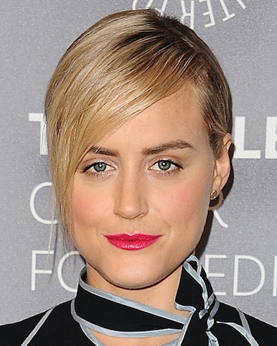 Taylor Schilling's Slick Short Blonde Side Bangs