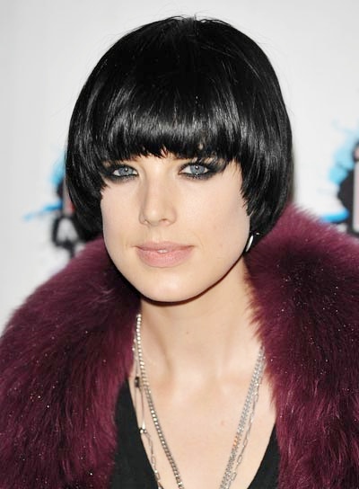 Agyness Deyn Black Apple Cut Hairstyle