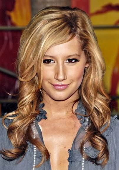 Ashley Tisdale S Long Hairstyle With Side Swept Bangs Prom