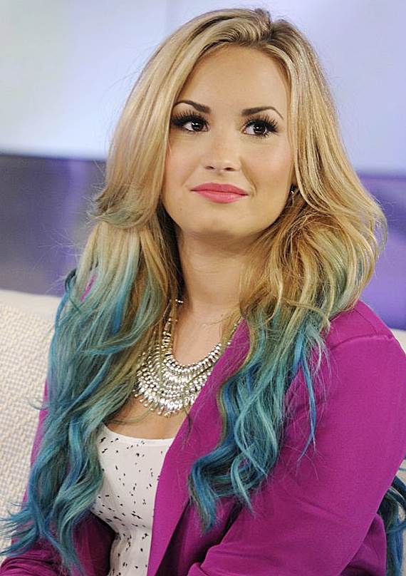 Demi Lovato’s Hip Blue Dip Dye Long Wavy Hairstyle