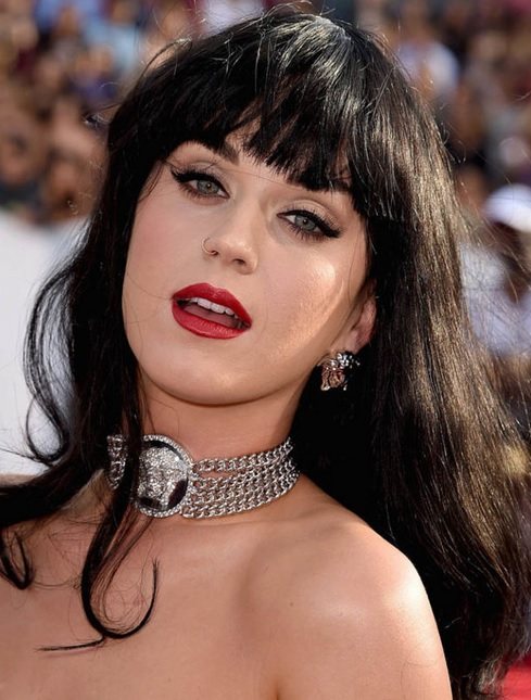 Katy Perry's Long Style With Blunt Bangs At VMA 2014