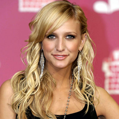 Ashlee Simpson Long Curly Hair With Straight Trendy Sideswept Bangs