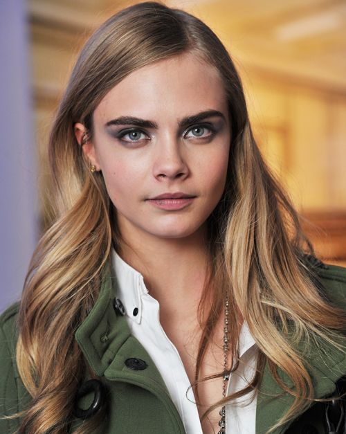 Cara Delevingne's Long Blonde Hair With Pretty Coiled Curls