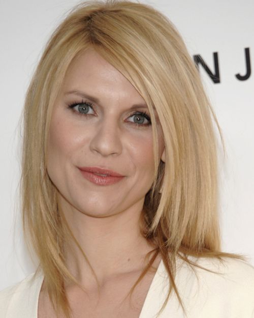 Claire Danes's Straight Blonde Hair In Layered Sexy Hairstyle
